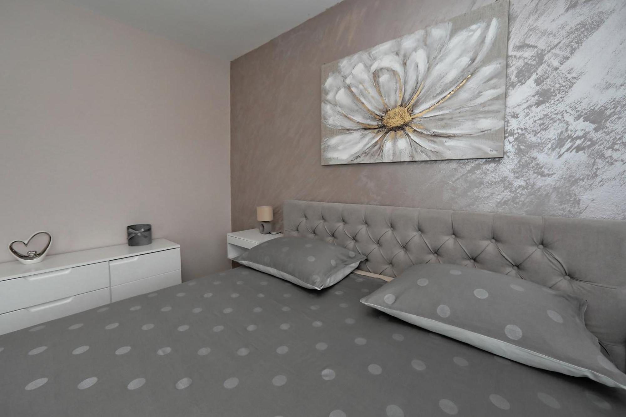 Apartment Lucijan ビビニェ エクステリア 写真